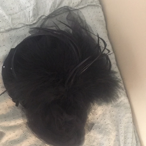 Black velvet, feather and tule vintage hat main image 9